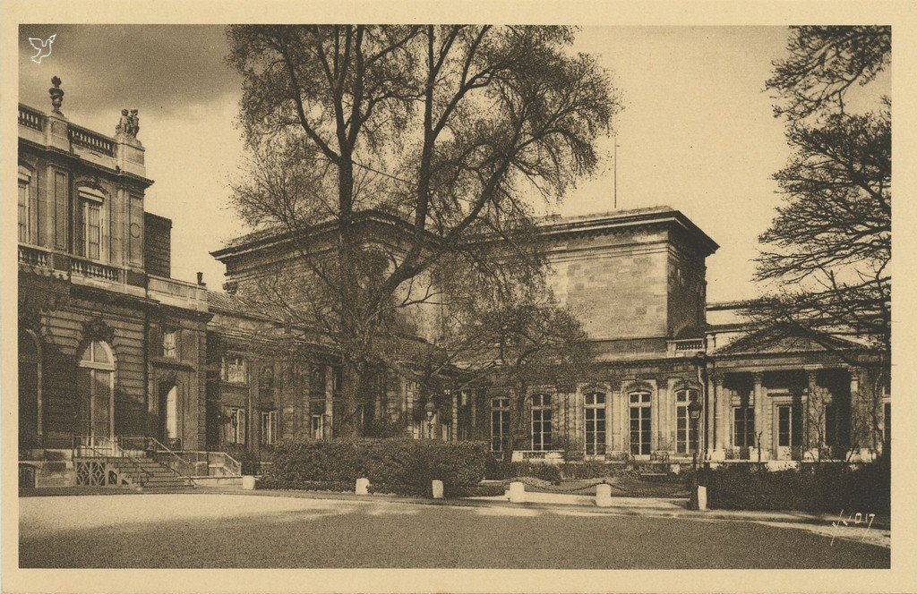 Z - 23 - Vue du Jardin des Quatre Colonnes.jpg