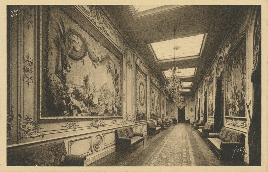 Z - 24 - Hôtel de la Présidence Galerie des Tapisseries.jpg