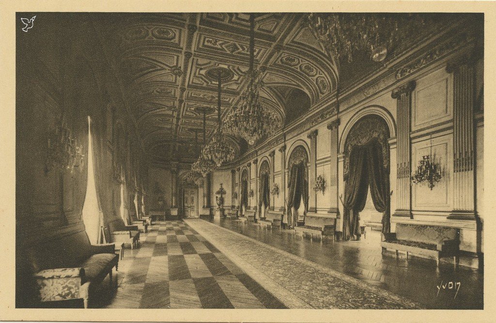 Z - 26 - Hôtel de la Présidence - Salle des Fêtes.jpg