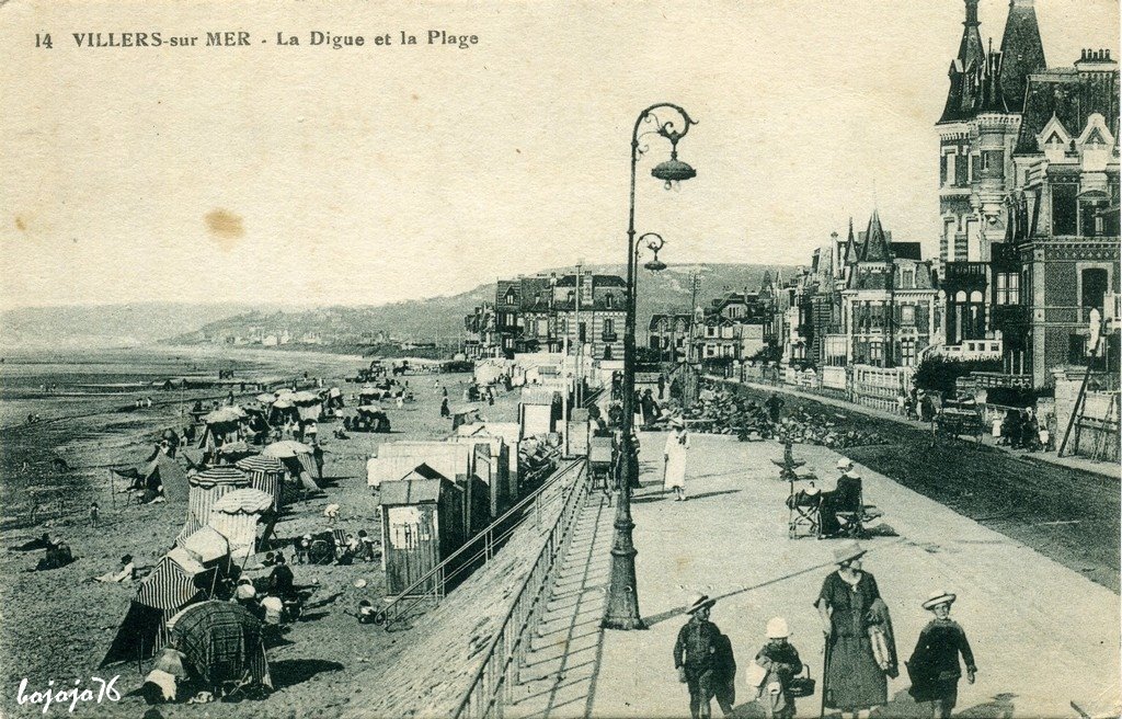 14-Viller sur Mer-Digue et Plage.jpg