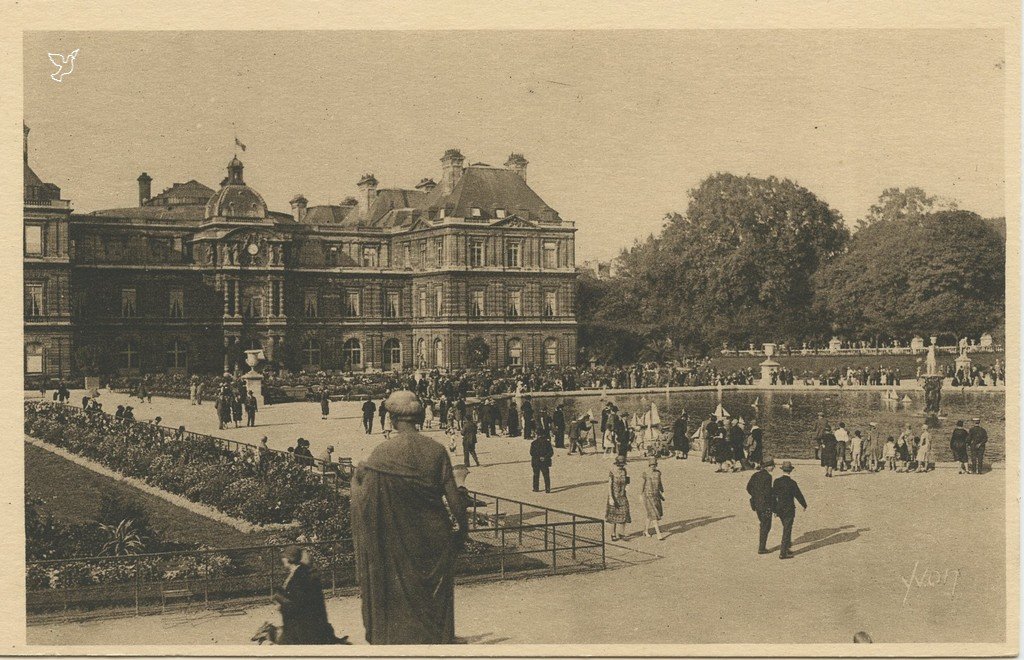 Z - SÉNAT - Jardins du Luxembourg.jpg