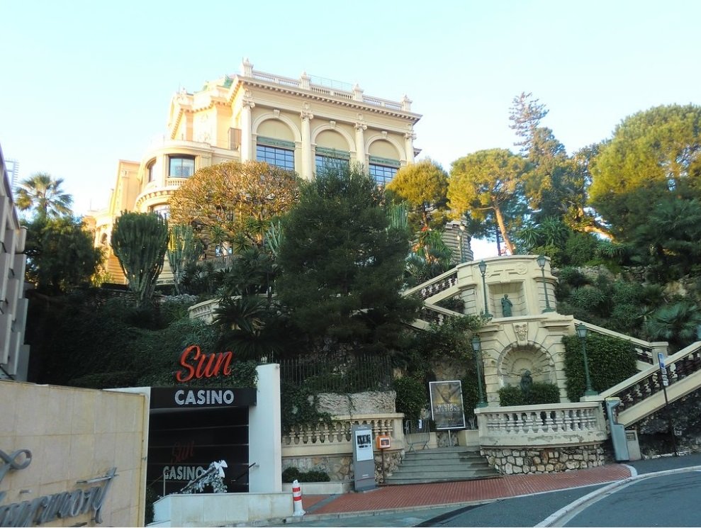Monte-Carlo - L'Escalier du Casino aujourd'hui.jpg