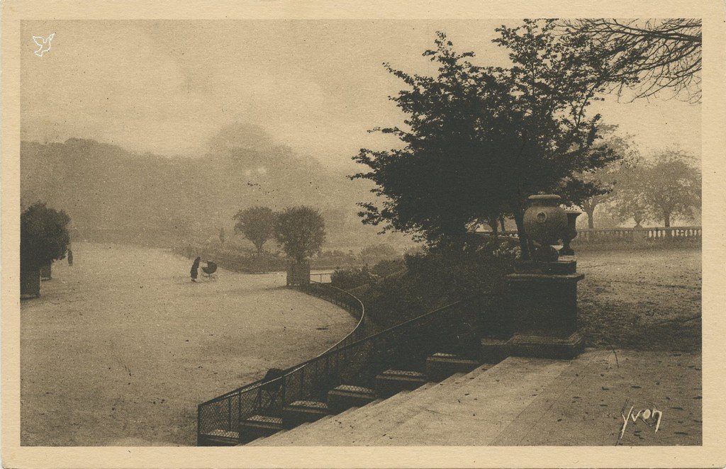 Z - SÉNAT - Jardins du Sénat - Les Terrasses.jpg