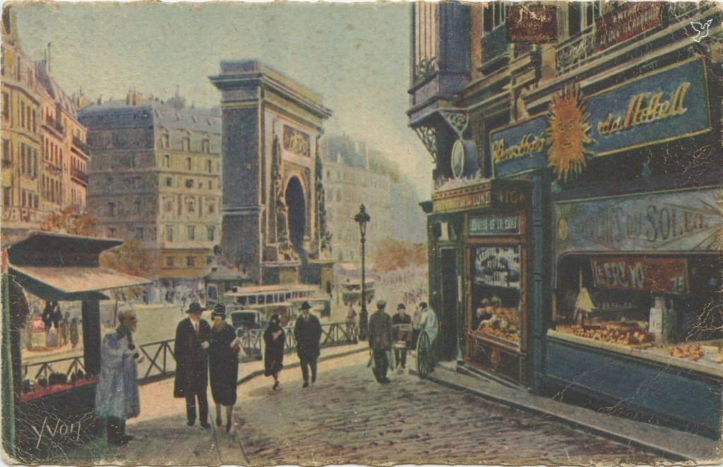 A - 41 - La Porte Saint-Denis vue de la Rue de la Lune.jpg