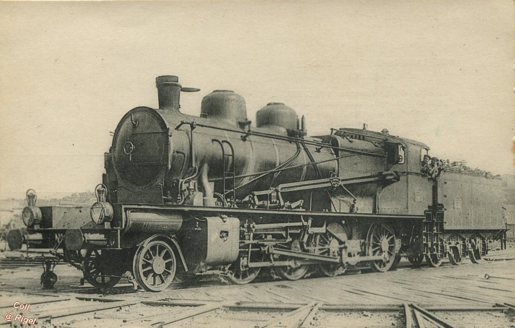 0-Locomotives-du-Sud-Est-ex-PLM-Machine-4403-devenue-140_B_110-HMP-543.jpg