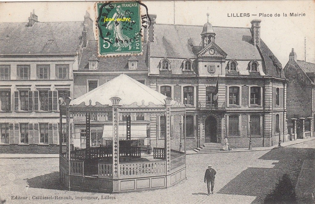 Lillers - Place de la Mairie (1909).jpg