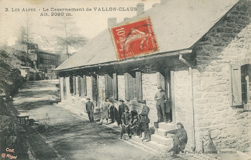 04-St-Paul-de-l-Ubaye-Casernement-de-Vallon-Claus.jpg