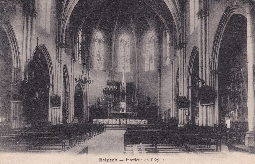 Belpech - Intérieur de l'Eglise.jpg