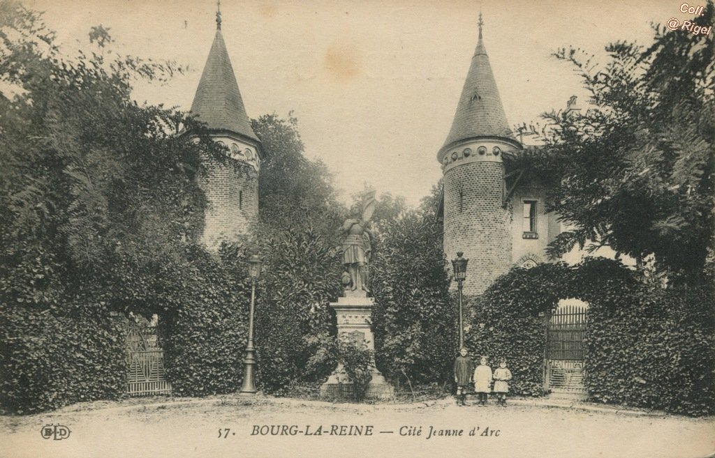 92-Bourg-la-Reine-Cite-Jeanne-d-Arc-57-ELD.jpg