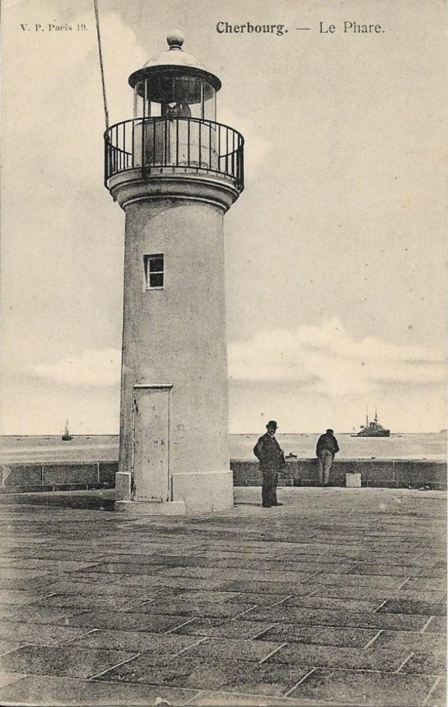 Phare Cherbourg.jpg