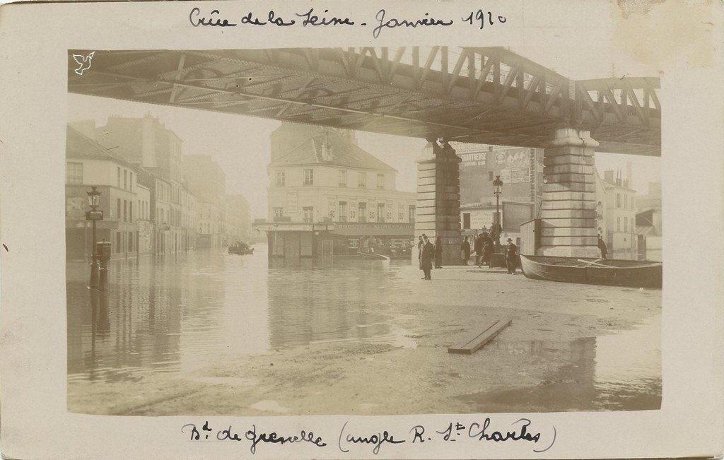 Z - VIADUC L6 - Bd de Grenelle angle St-Charles.jpg