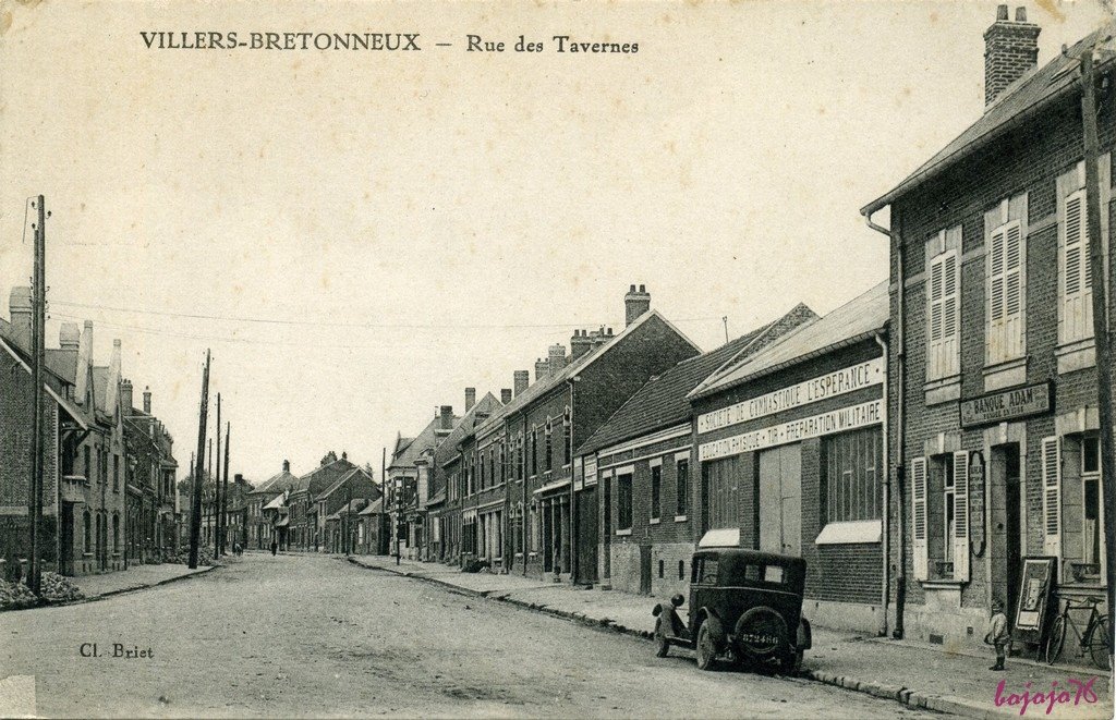 80-Villers Bretonneux-Rue des Tavernes.jpg
