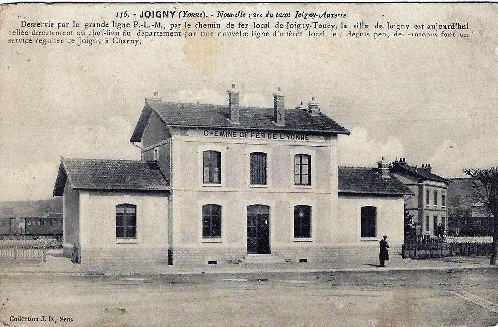 Joigny 89).jpg