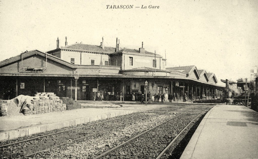 Tarascon (13).jpg