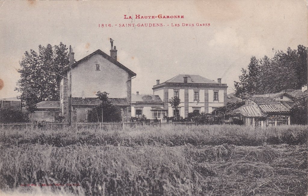 Saint-Gaudens - Les Deux Gares.jpg