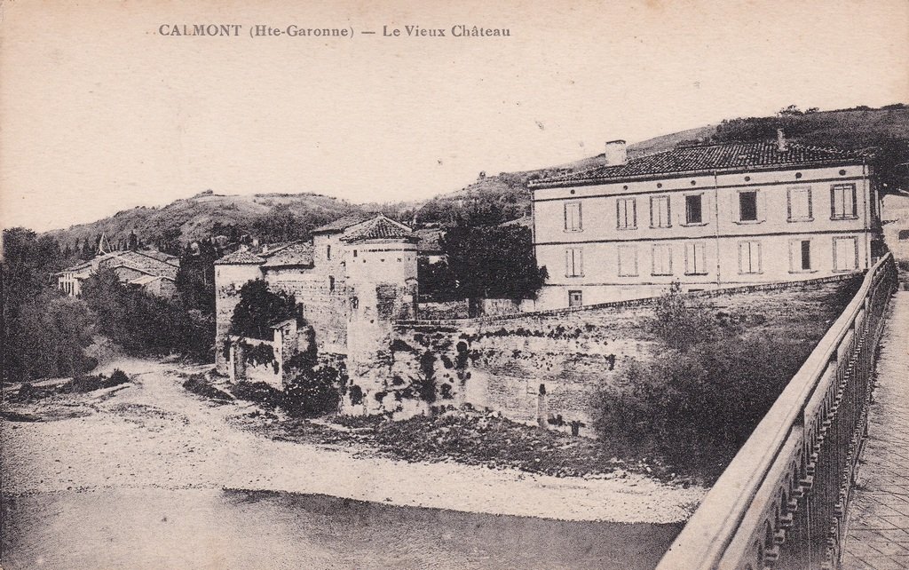 Calmont - Le Vieux Château.jpg