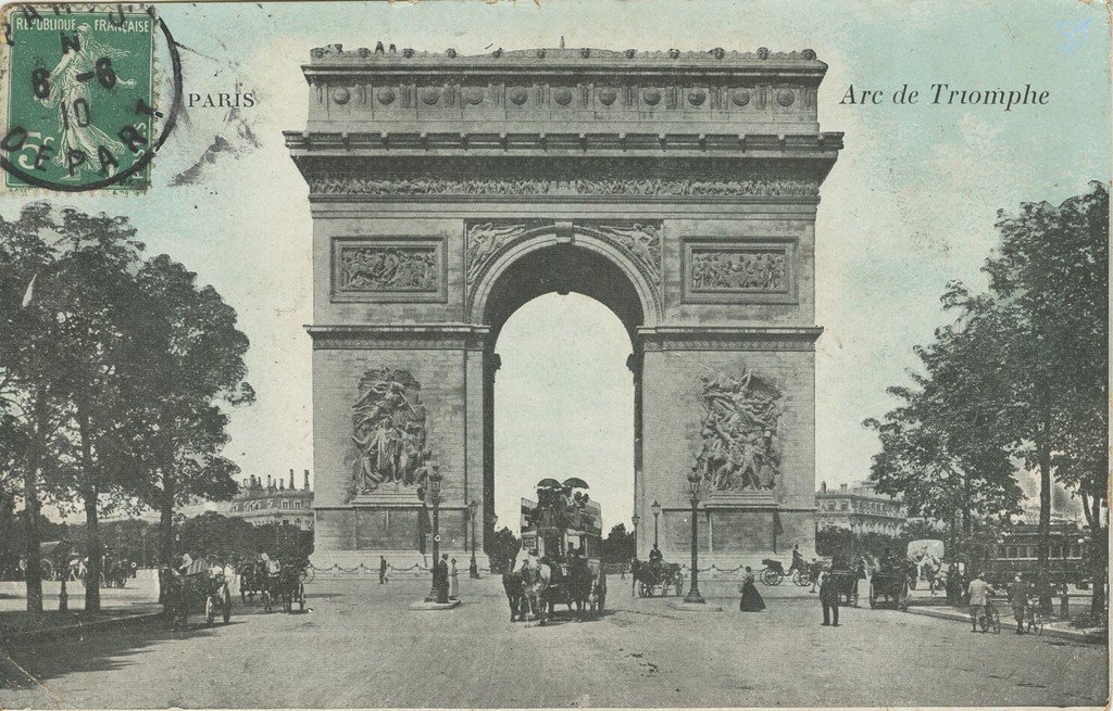 B7B - PARIS. Arc de Triomphe.jpg