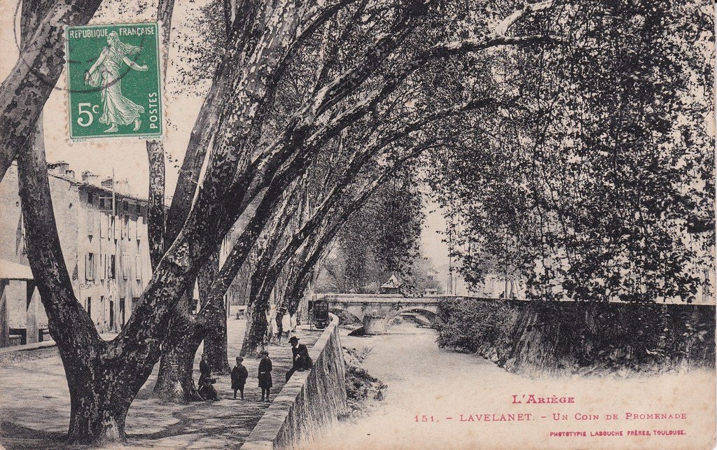 Lavelanet - Un Coin de Promenade.jpg