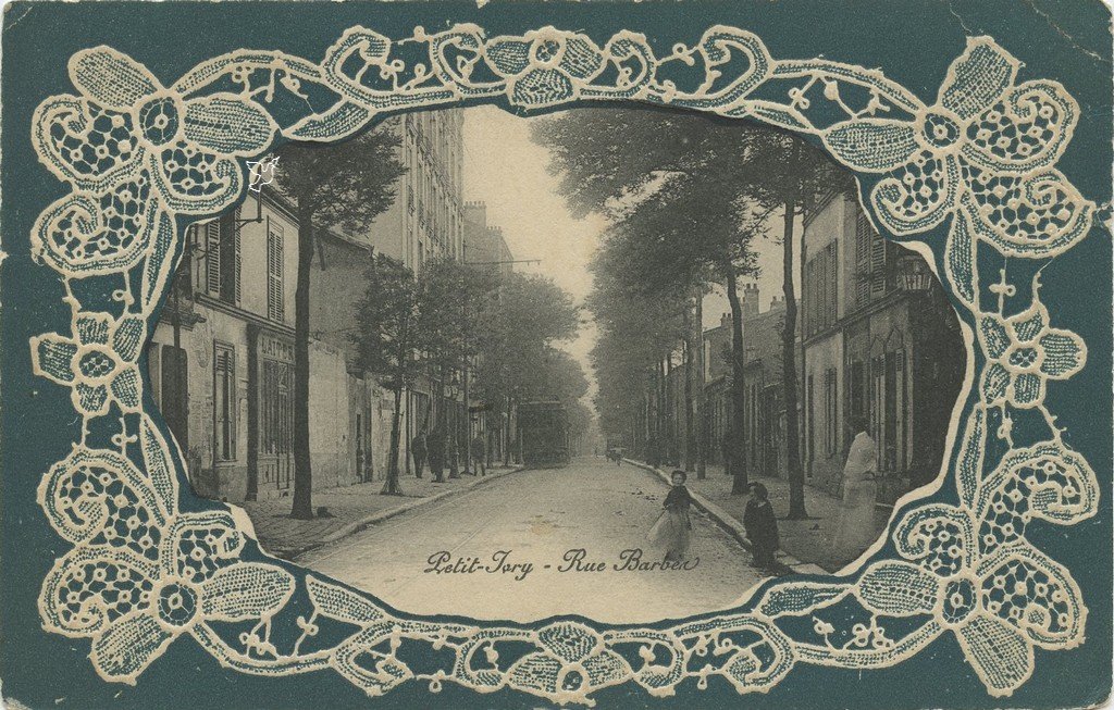 D - DENTELLE - Petit-Ivry - Rue Barbès.jpg