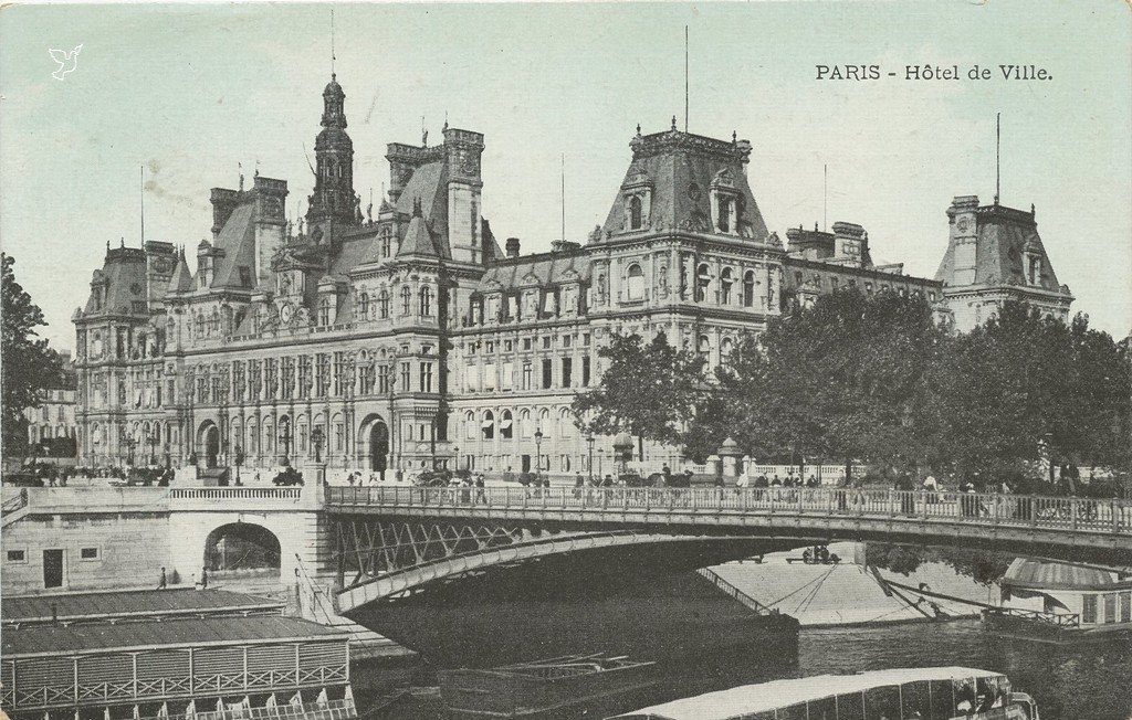 B6B - PARIS  -  Hôtel de Ville.jpg