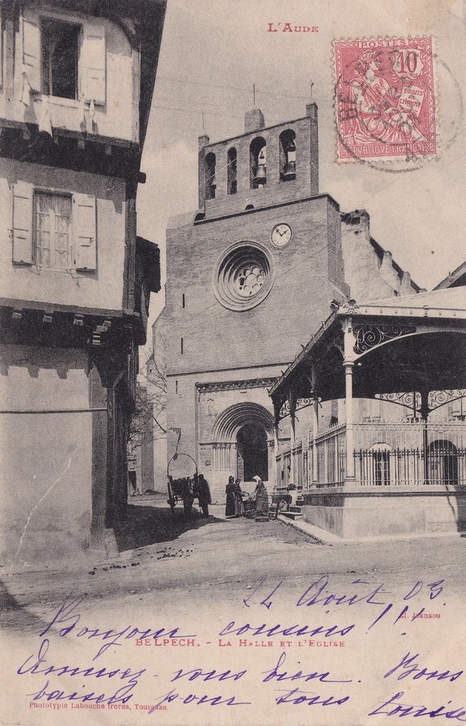 Belpech - La Halle et l'Eglise.jpg