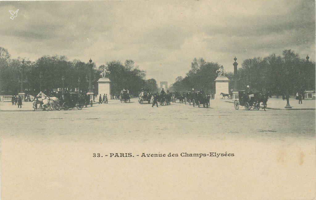 ZZ33. - PARIS. - Avenue des Champs-Elysées (vue 2).jpg