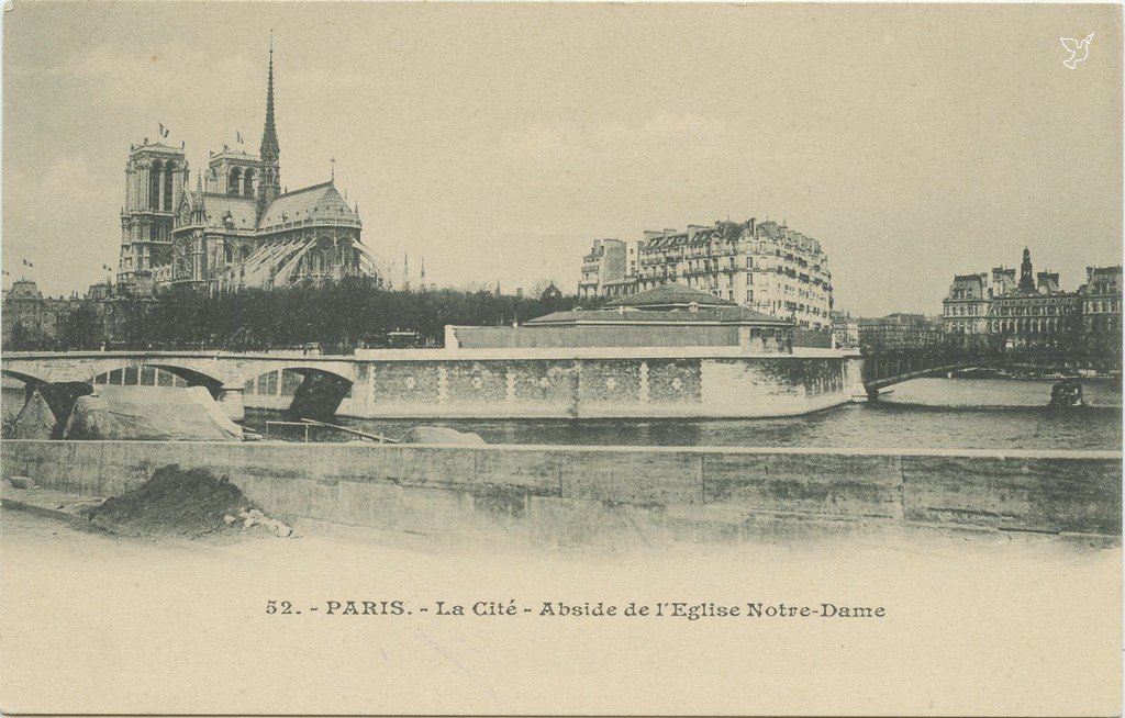 ZZ52. - PARIS. - La Cité  - Abside de l'Eglise Notre-Dame.jpg