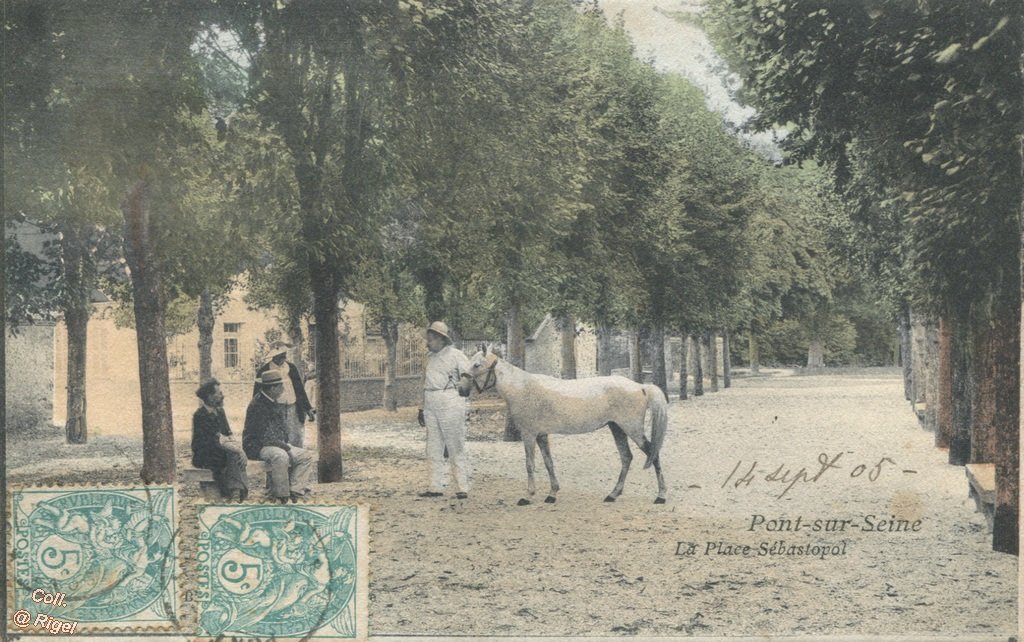 10-Pont-sur-Seine-La-Place-Sebastopol-Semi-aquarelle-A_Breger-Freres.jpg
