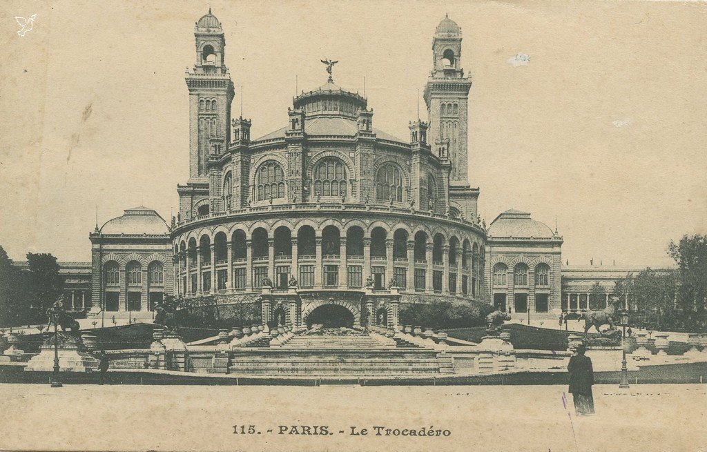 ZZ115. - PARIS. - Le Trocadéro.jpg