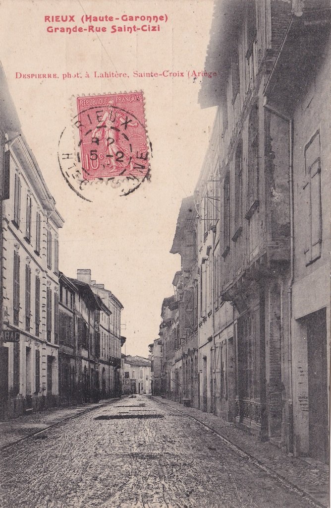 Rieux - Grande Rue Saint-Cizi.jpg