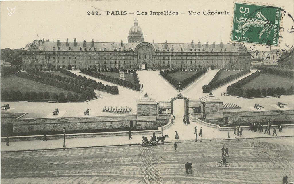 ZY262. PARIS - Les Invalides - Vue Générale (n&b).jpg