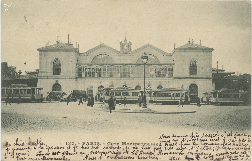 ZZ137. - PARIS. - Gare Montparnasse.jpg