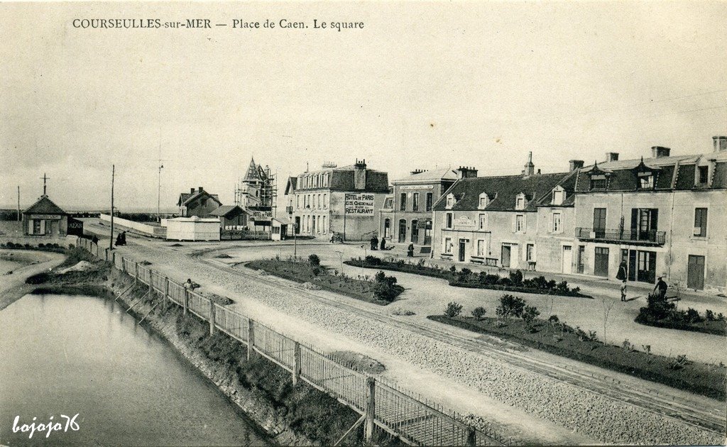 14-Courseulles-Place de Caen square.jpg