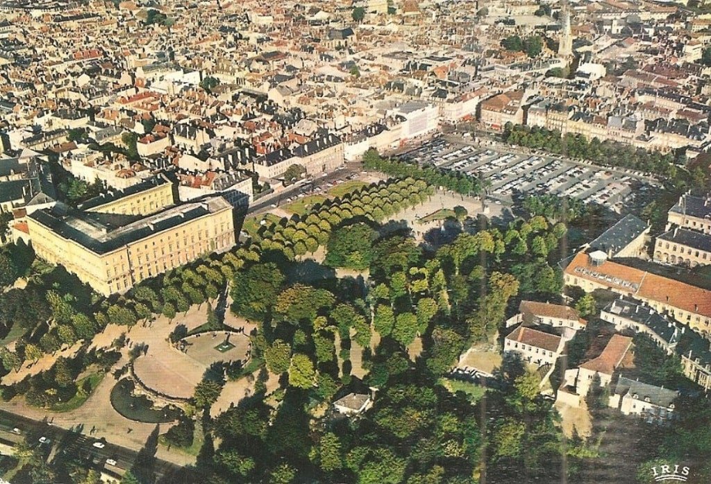 Metz - Vue aérienne esplanade.jpg