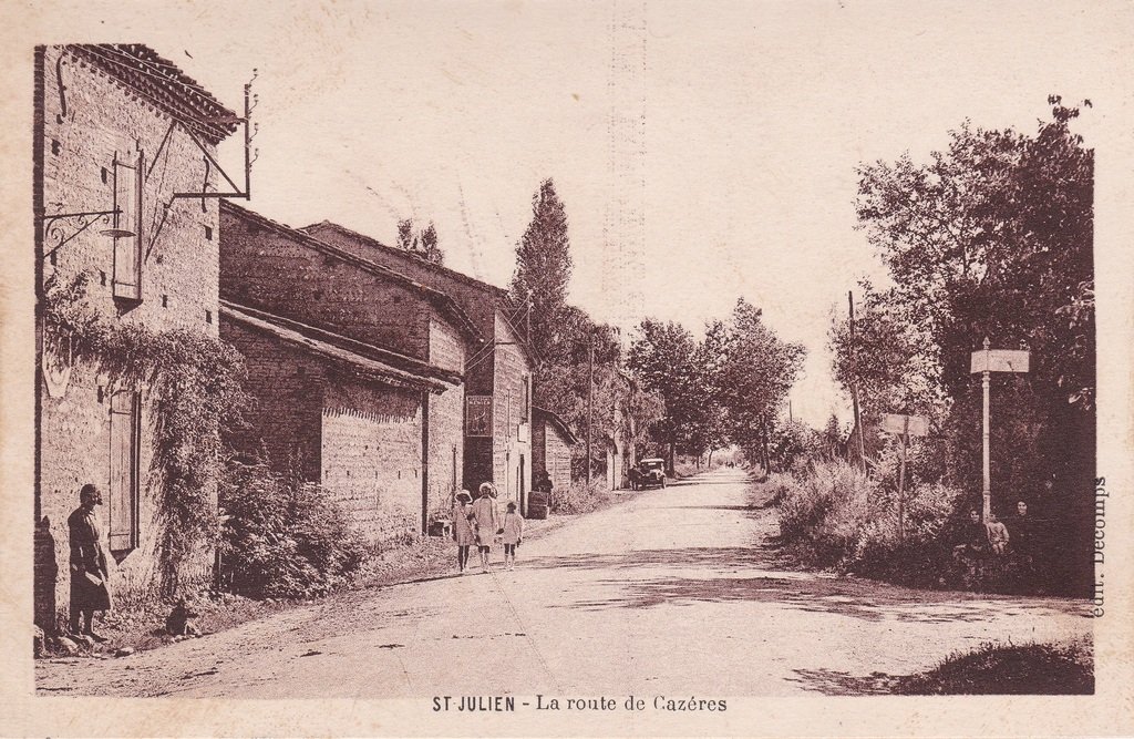 Saint-Julien - La Route de Cazères.jpg