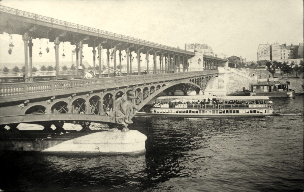 Paris-Viaduc de Passy CP 1-06-19.jpg