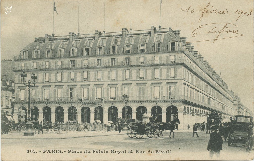 ZZ301. - PARIS. - Place du Palais Royal et Rue de Rivoli.jpg