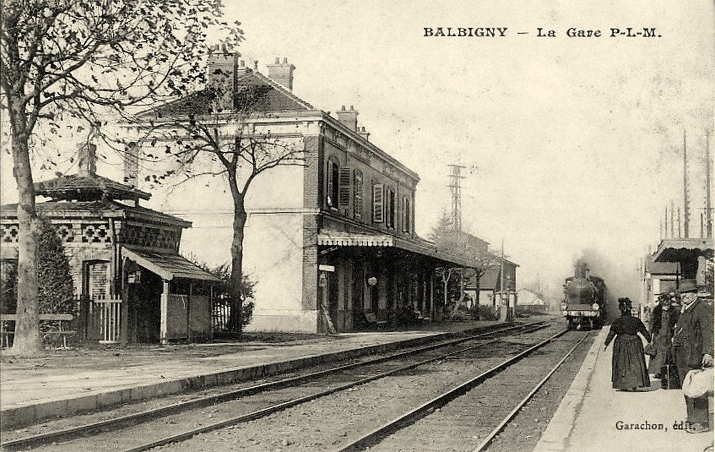 Balbigny 42 30-10-06.jpg