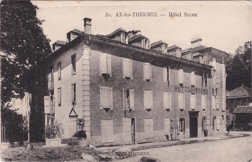 Ax-les-Thermes - Hôtel Sicre.jpg