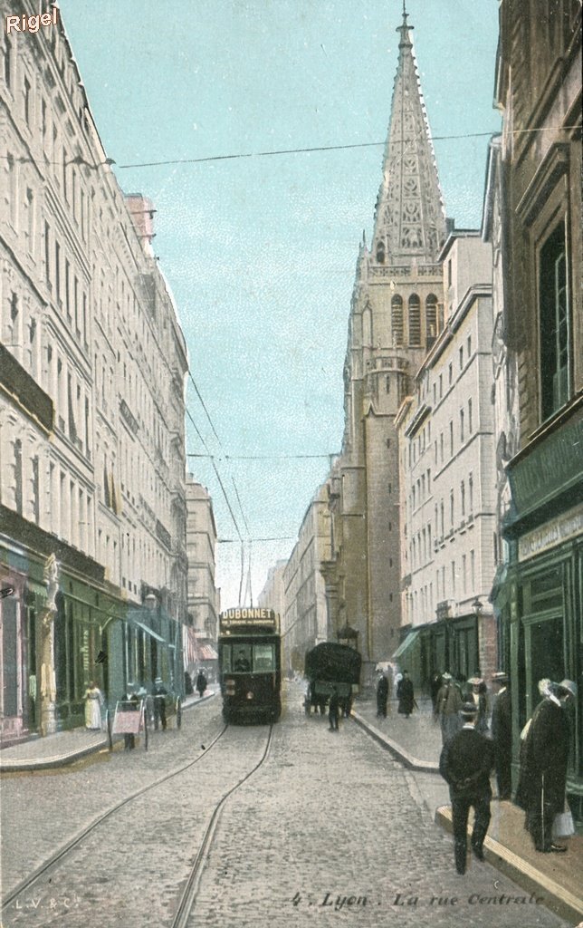 69-Lyon - La Rue Centrale - 4 LVC.jpg