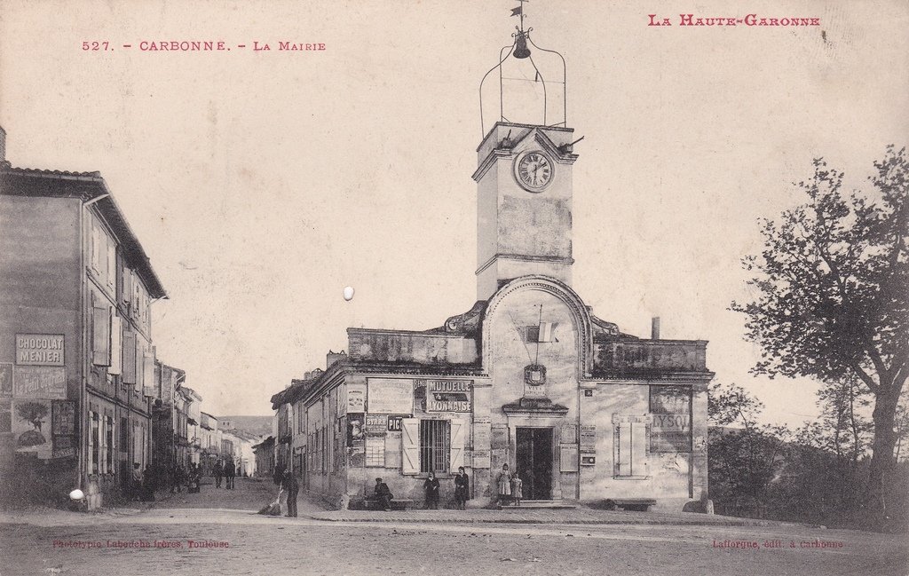 Carbonne - La Mairie.jpg