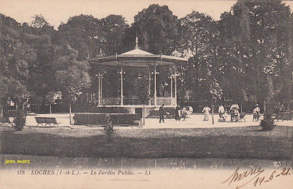 Loches - Le Jardin public.jpg