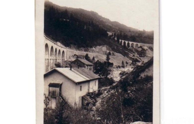 Vallée Viaduc e.jpg