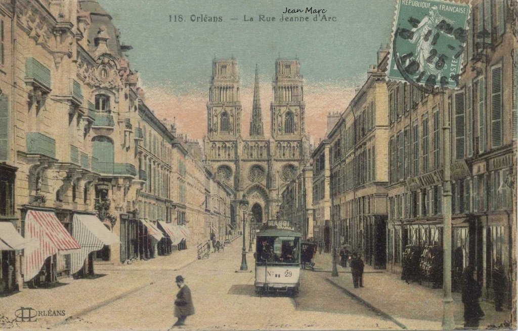 Orléans - Rue Jeanne d'Arc.jpg