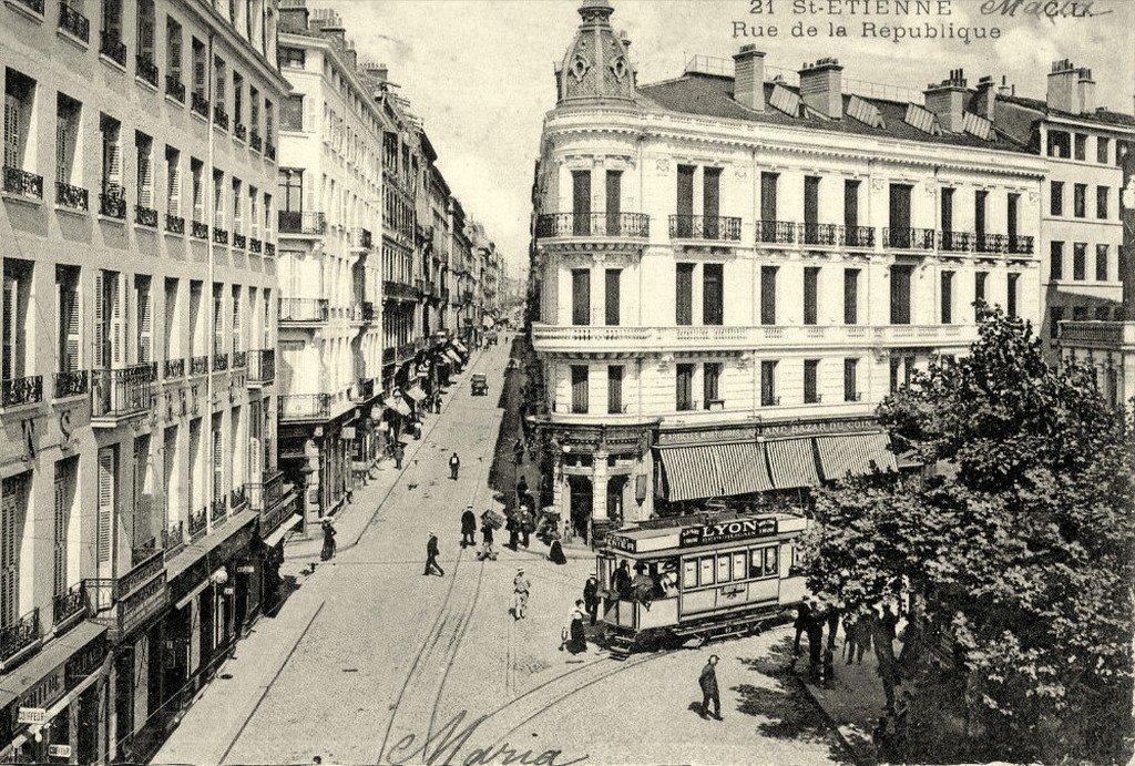 Saint-Etienne tram 42  17-03-14.jpg