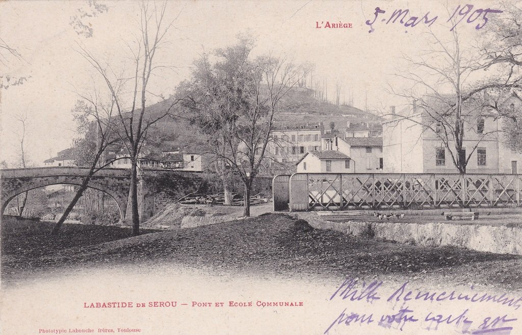 Labastide-de-Sérou - Pont et Ecole Communale.jpg