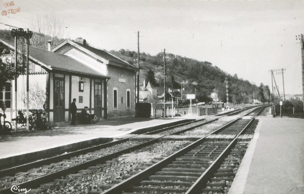 72-Marçon_Sarthe_Gare-deMarçon-Vouvray-Photo-Combier-Macon.jpg