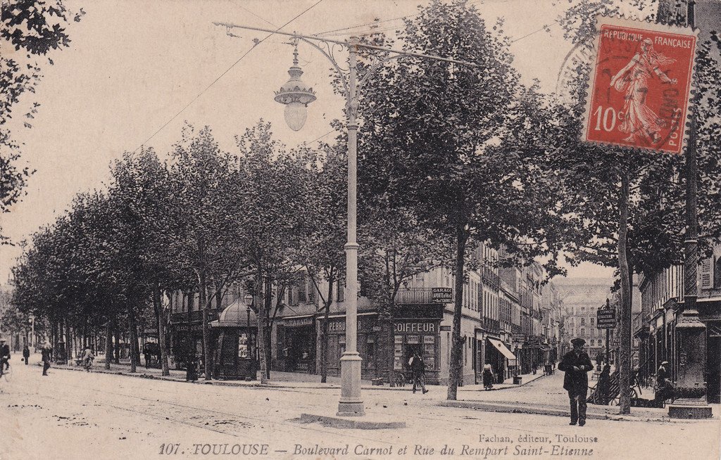 Toulouse - Boulevard Carnot et Rue du Rempart Saint-Etienne.jpg