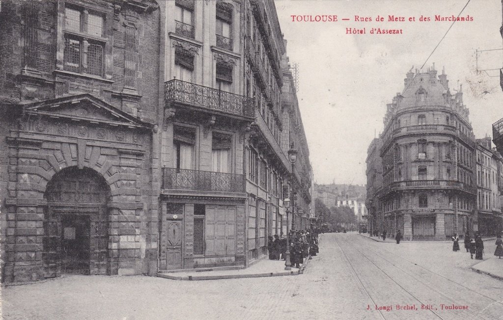 Toulouse - Rue de Metz et des Marchands Hôtel d'Assezat.jpg