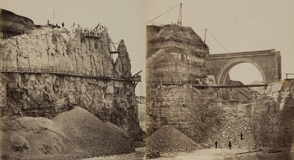 06 Le Parc des Buttes-Chaumont en cours de formation (cliché R. Girard 1865).jpg